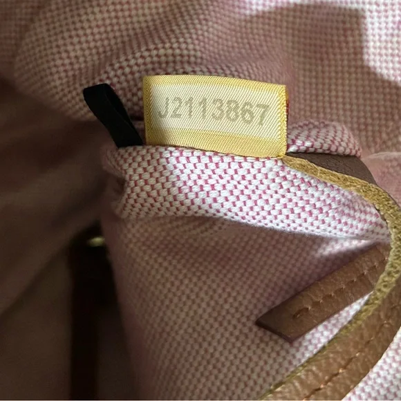 Dooney & Bourke Milk Chocolate Brown Leather Shoulder Large Hobo Bag - Picture 7 of 10